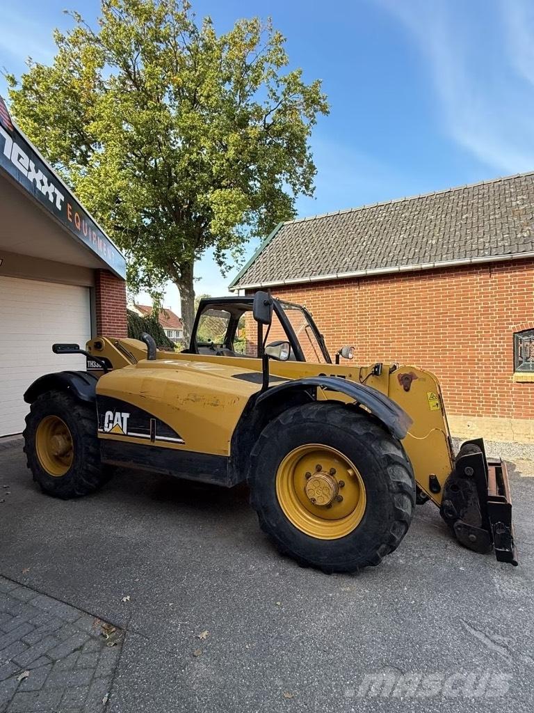 CAT TH 330 B Телескопични товарачи