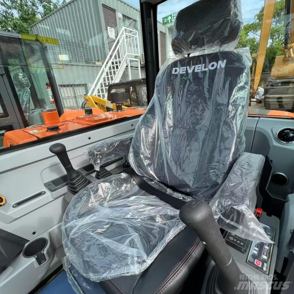 Develon DX60D Мини екскаватори < 7 т
