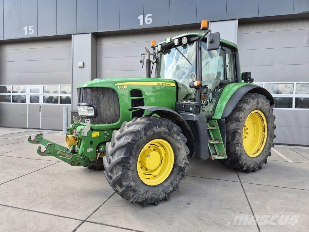 John Deere 6630 Трактори