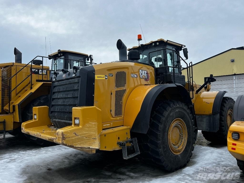 CAT 982 M Колесни товарачи
