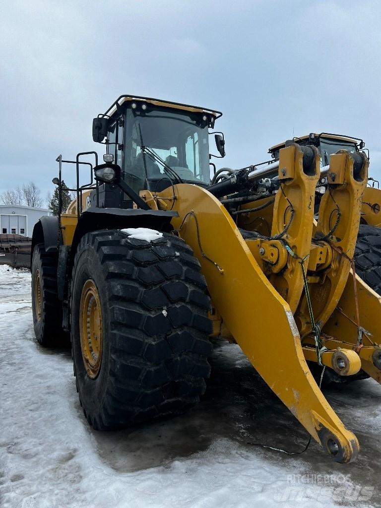 CAT 982 M Колесни товарачи