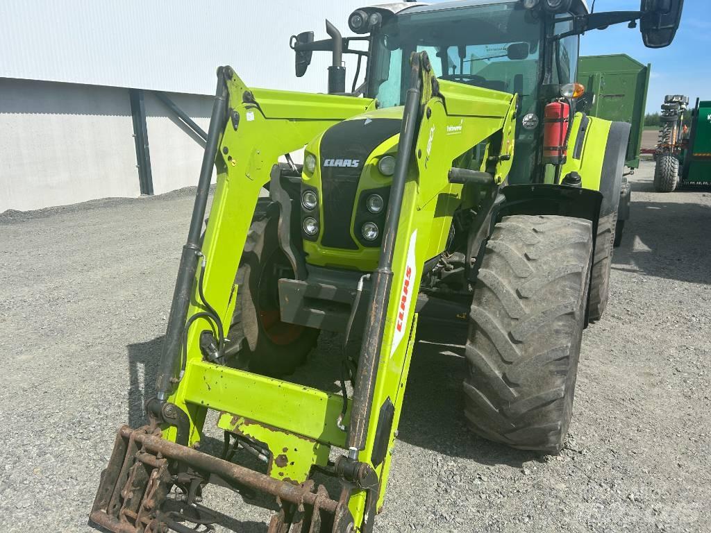 CLAAS Arion 440 Трактори