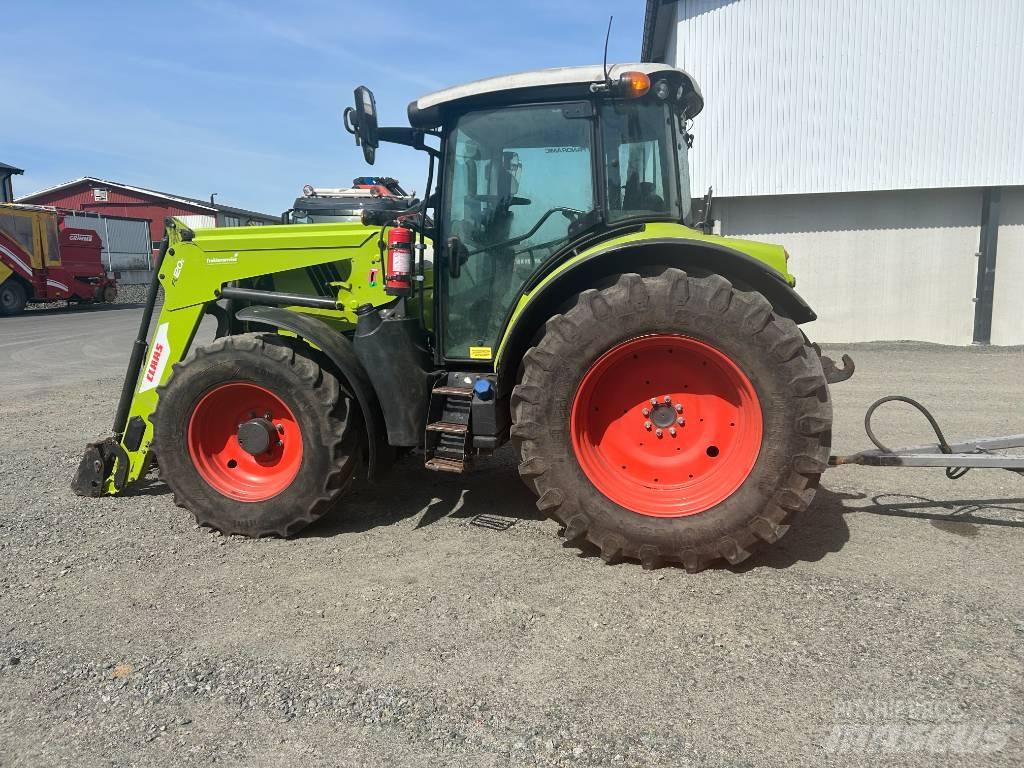 CLAAS Arion 440 Трактори