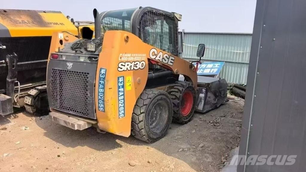 CASE SR 130 Мини товарачи
