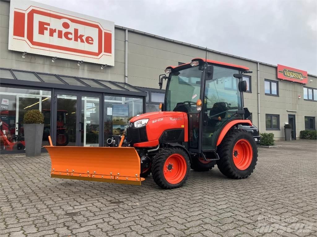 Kubota B2231 Компактни трактори