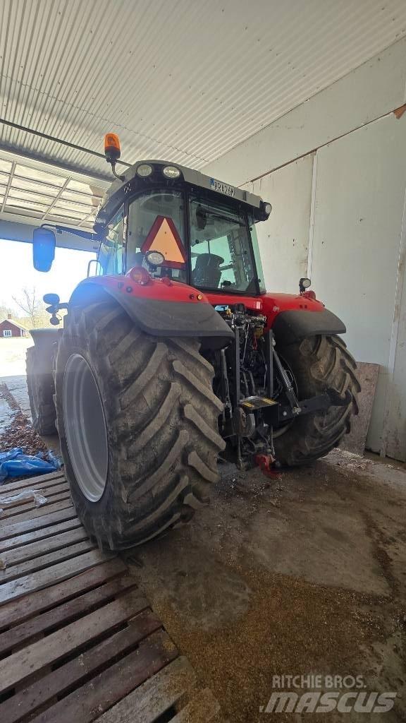 Massey Ferguson 7719 Трактори