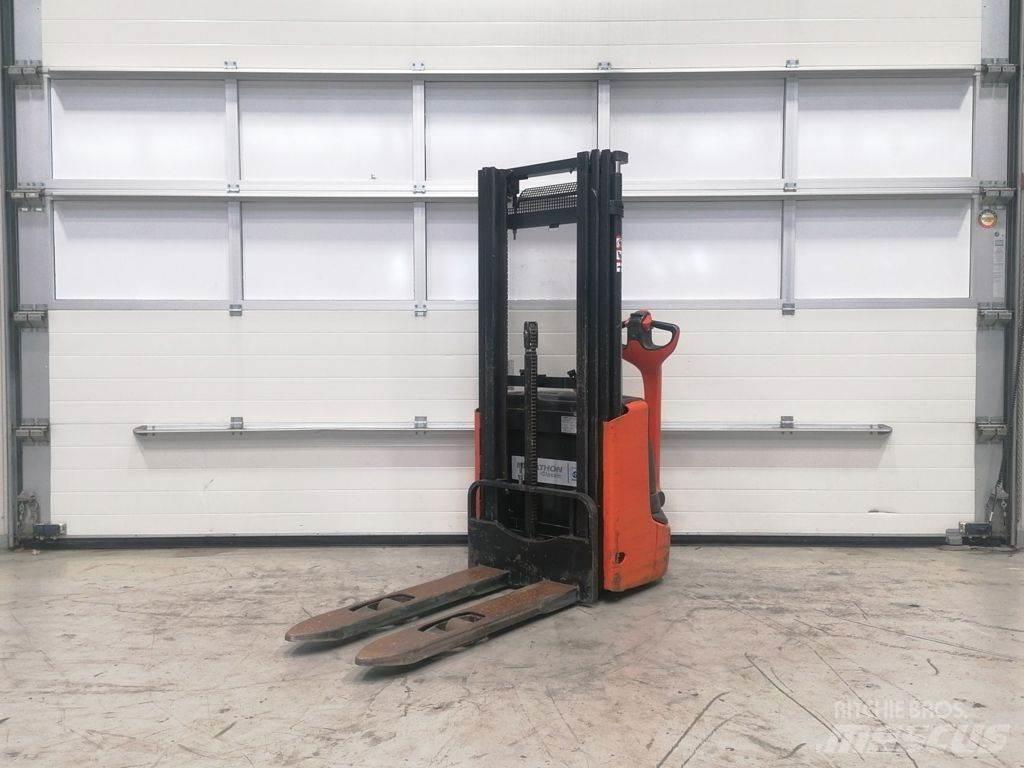 Linde L10 Колички високоповдигачи с теглич