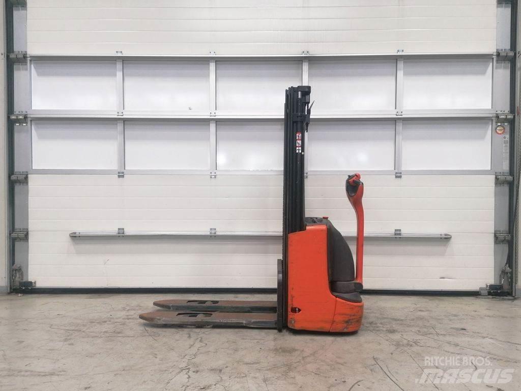 Linde L10 Колички високоповдигачи с теглич