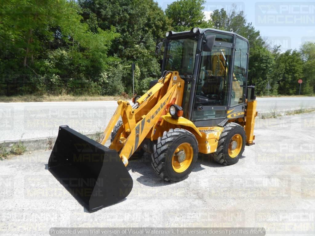 Venieri VF1.33B Товарач със заден ексватор