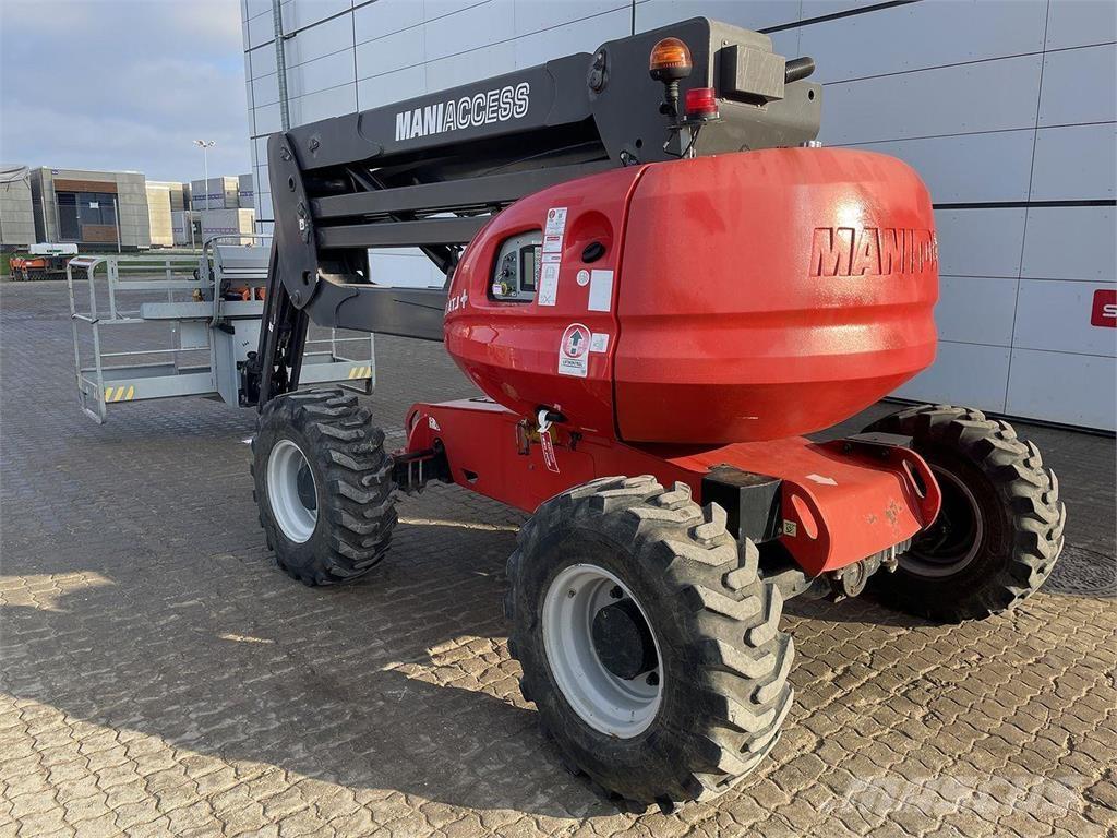 Manitou 160ATJ+ RC Съчленени стрелови подемници