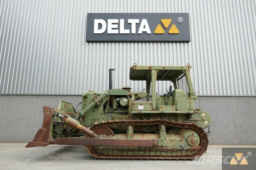 CAT D7F Ex-army Верижни булдозери
