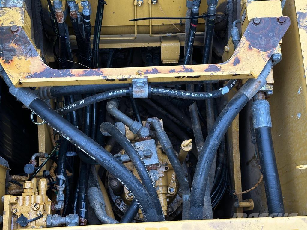 CAT 320FL Верижен екскаватор