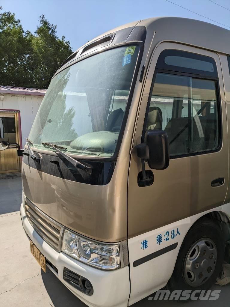 Toyota Coaster Bus Мини бусове