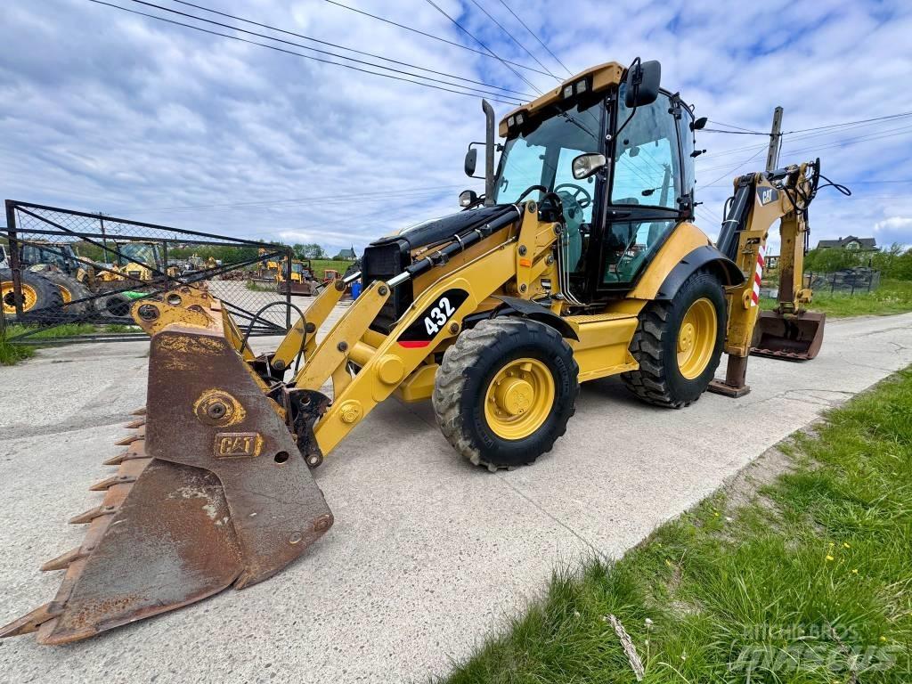 CAT 432 E Товарач със заден ексватор