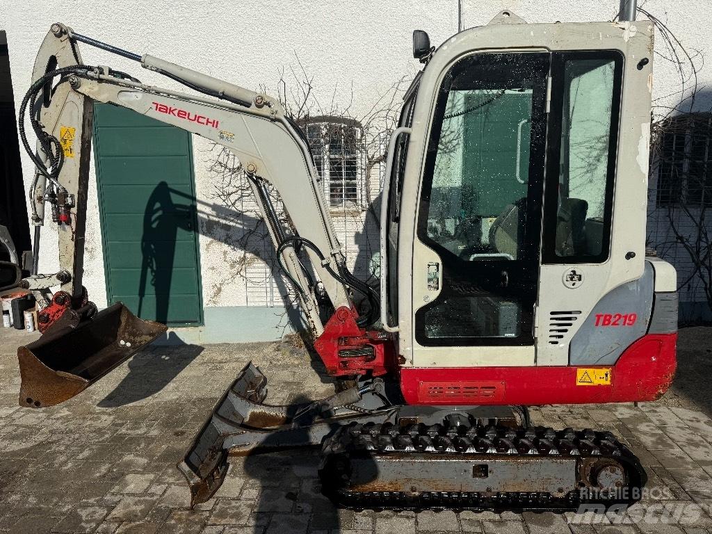 Takeuchi TB 219 Мини екскаватори < 7 т