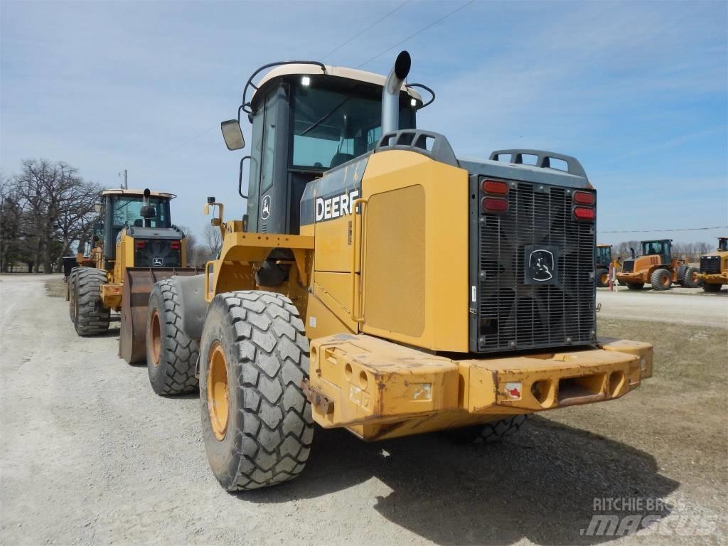 John Deere 624K Колесни товарачи