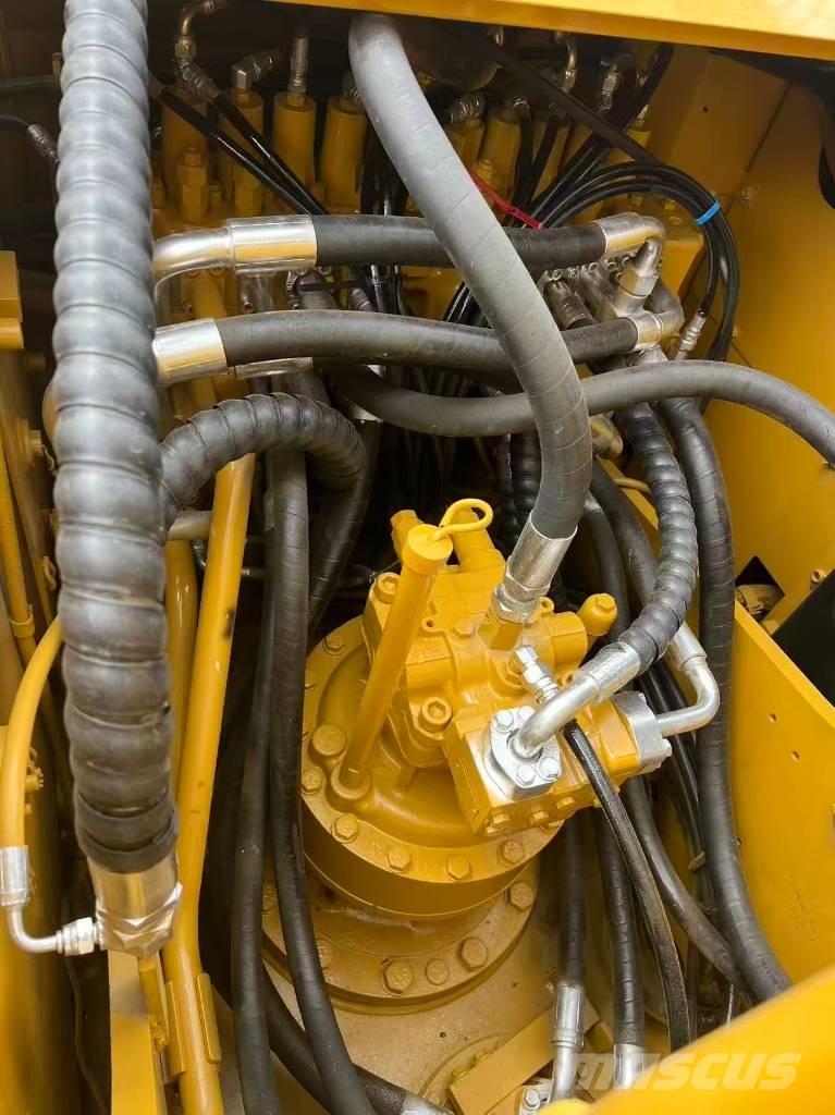 CAT 320 D2L Верижен екскаватор