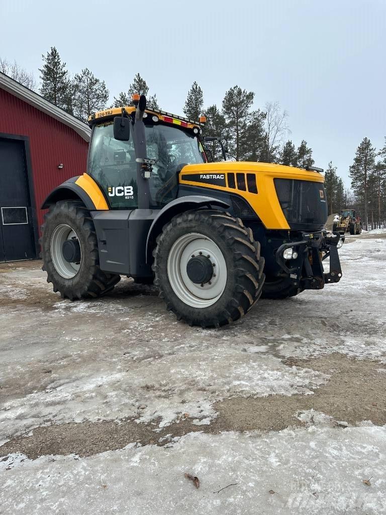 JCB Fastrac 8310 Трактори