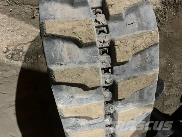 Komatsu PC 26 MR-3 Мини екскаватори < 7 т