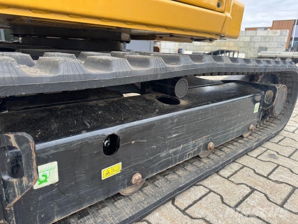 CAT 303.5 CR Мини екскаватори < 7 т