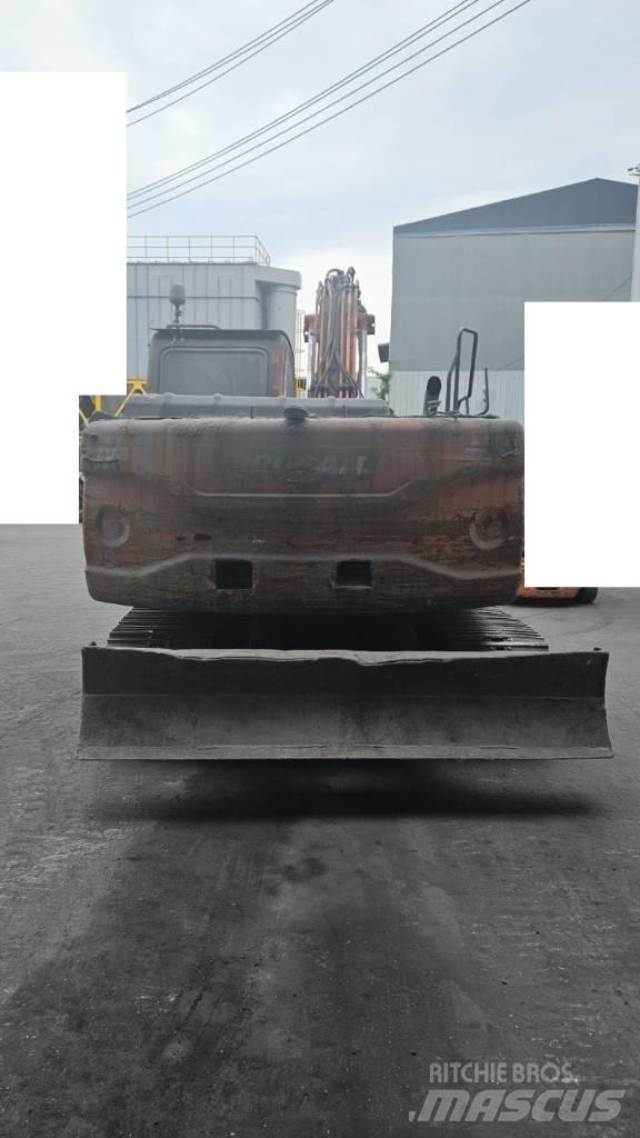 Doosan DX 140 LC Верижен екскаватор