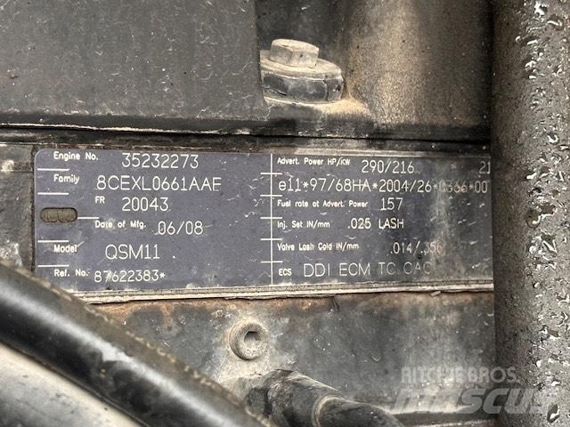 CASE 921 E Колесни товарачи