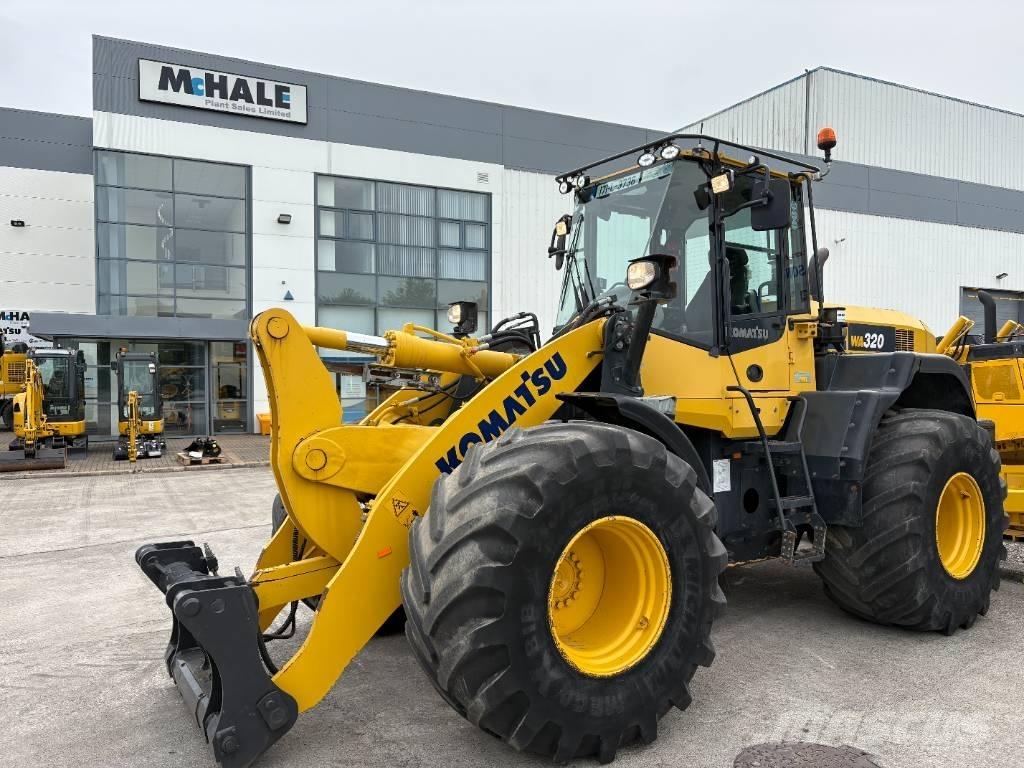 Komatsu WA320-7 Колесни товарачи