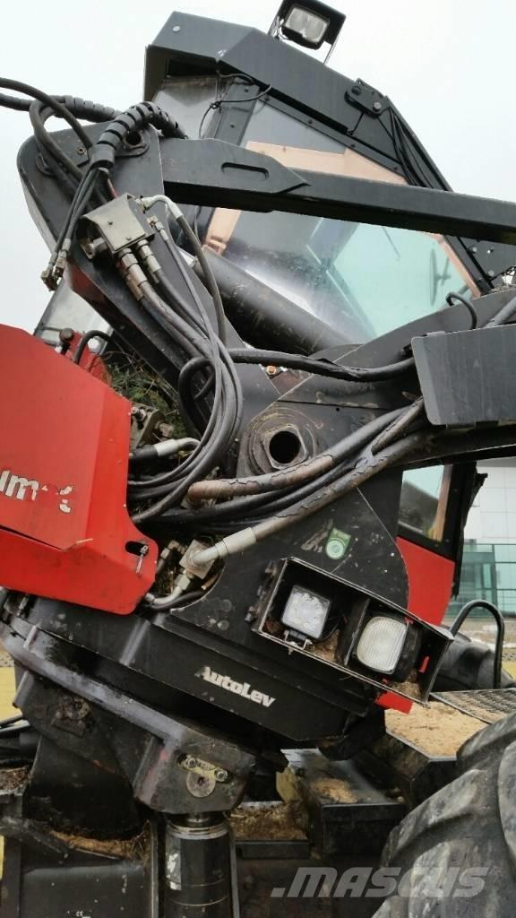 Valmet 901 Харвестери