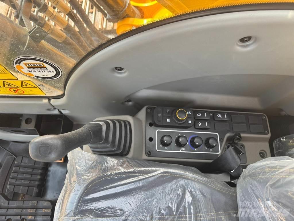 JCB 205 Специални екскаватори