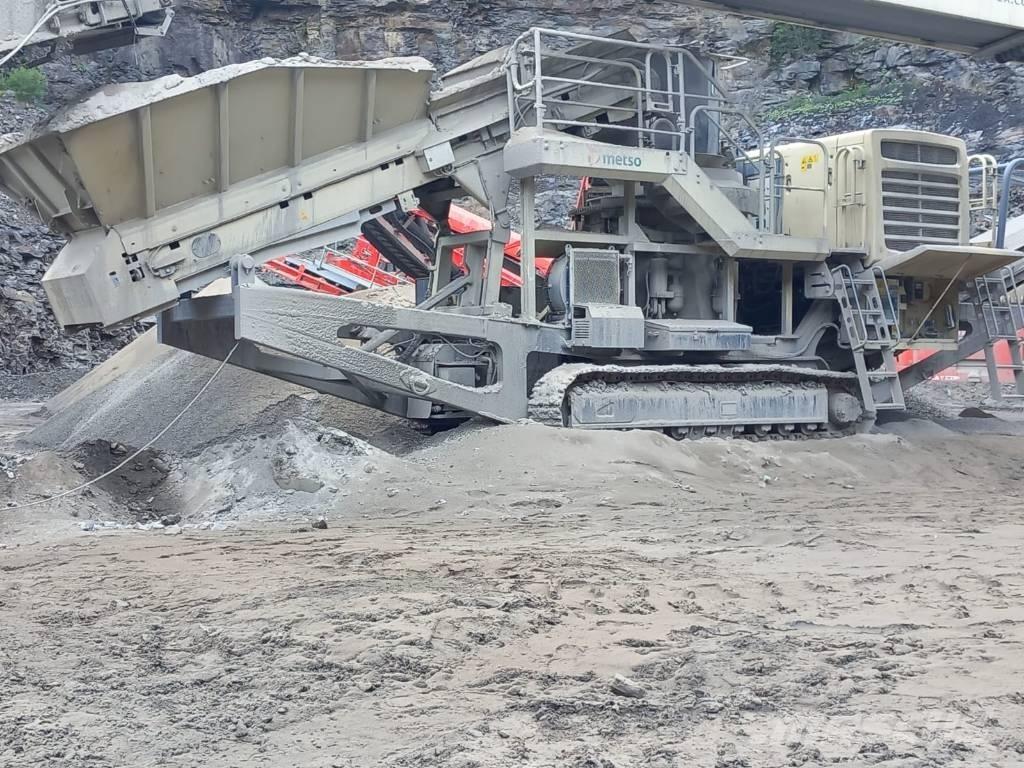 Metso LT 200 HP Мобилни трошачки
