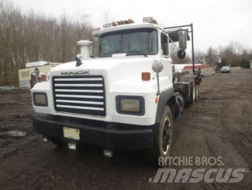 Mack RD 686 SX Разглобяеми надстойки