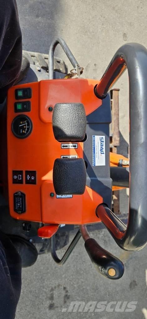 Doosan DX 10 Z Мини екскаватори < 7 т