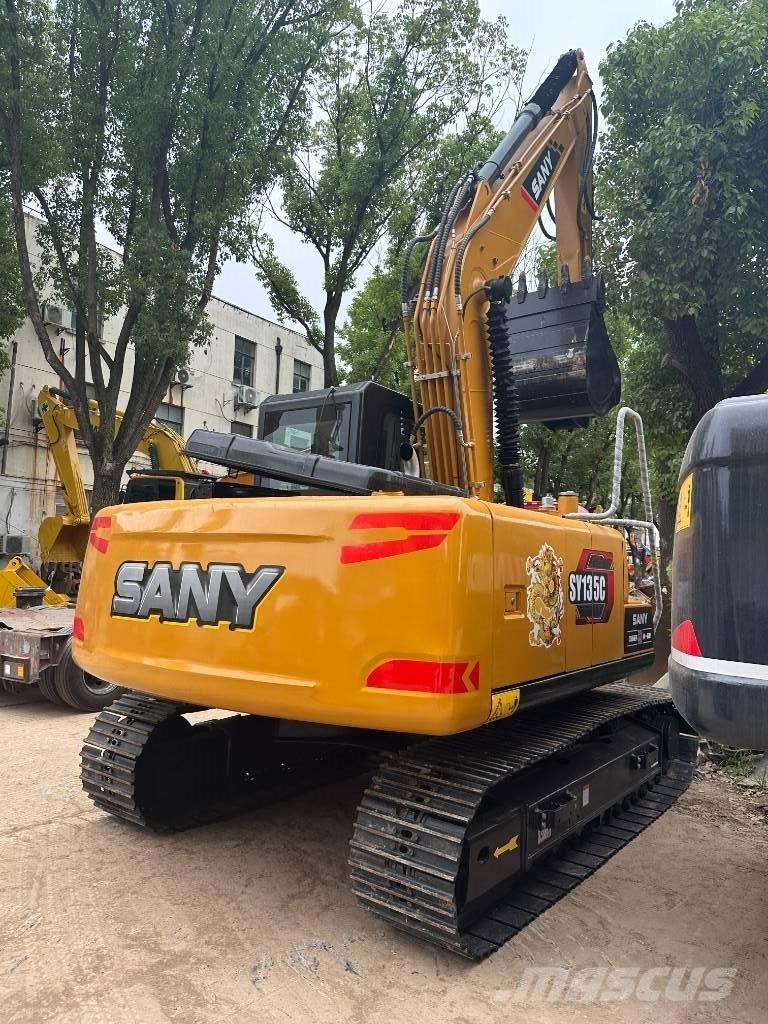 Sany SY 135 C Средни екскаватори 7т - 12т