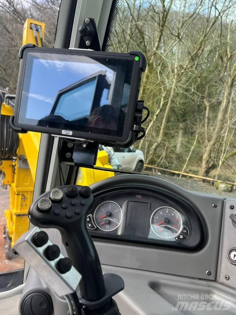 Menzi Muck M515 Специални екскаватори