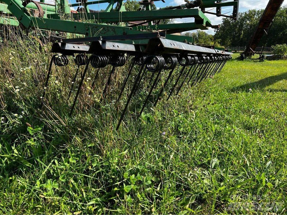 John Deere 960 Култиватори