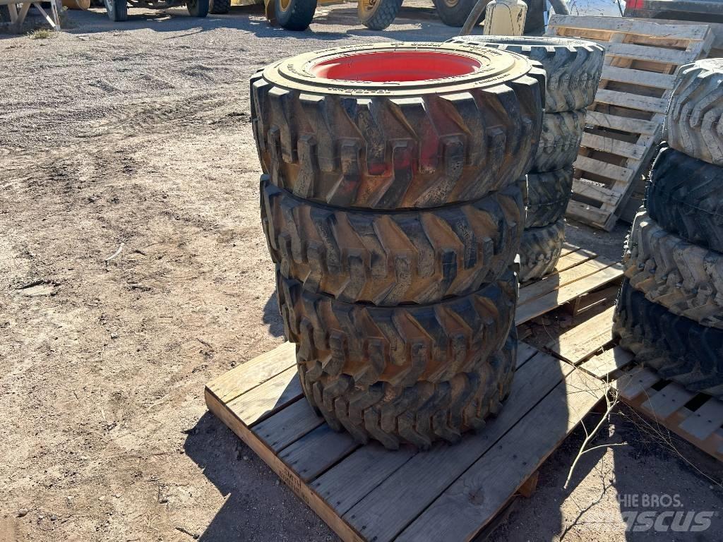 Bobcat 10x16.5 Tires Гуми