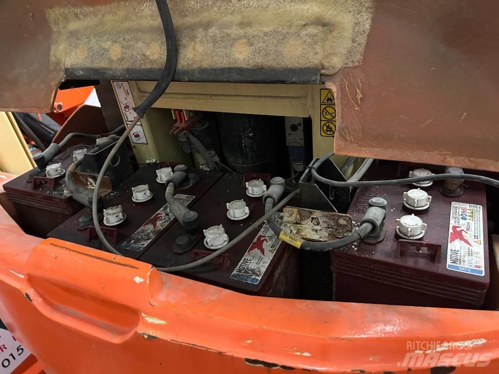 JLG Toucan 12 E Съчленени стрелови подемници