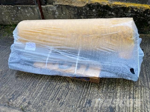 JCB SWEEPER Други товарещи и копаещи и аксесоари