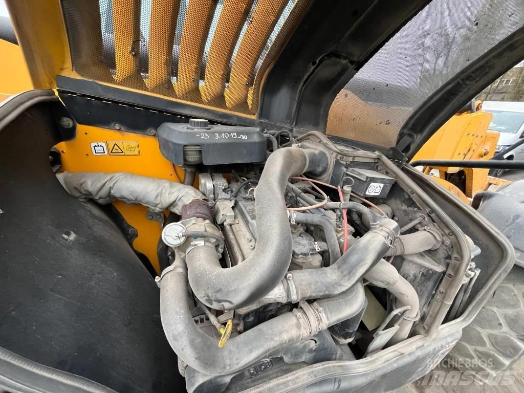 JCB 535-125 Телескопични товарачи