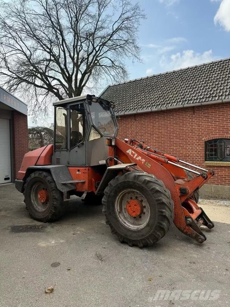 Atlas AR 86 E Колесни товарачи