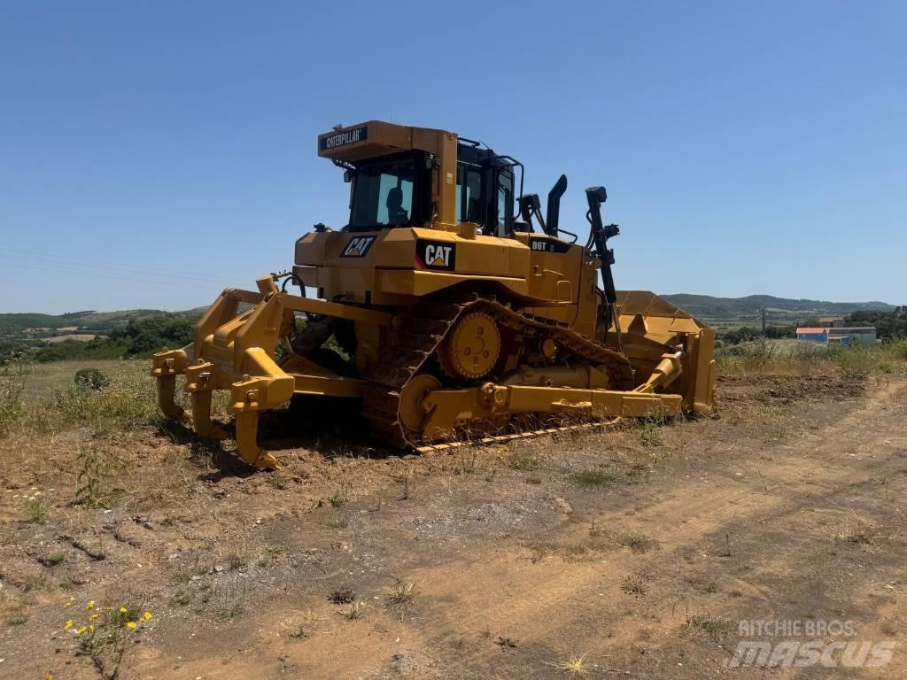 CAT D 6 T XL Верижни булдозери
