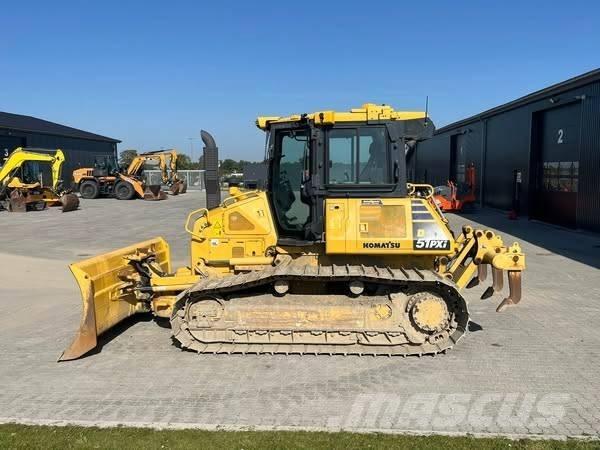 Komatsu D 51 PXi-24 Верижни булдозери
