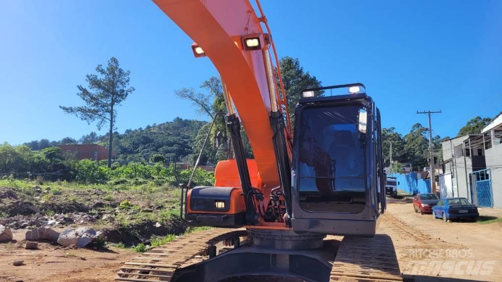 Doosan DX 225 LCA Верижен екскаватор