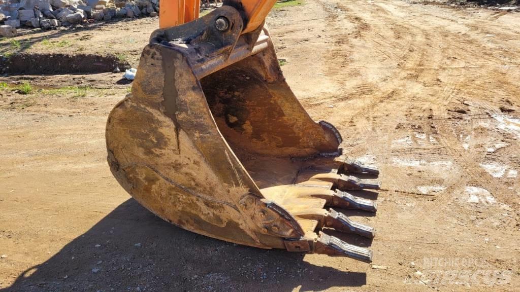 Doosan DX 225 LCA Верижен екскаватор