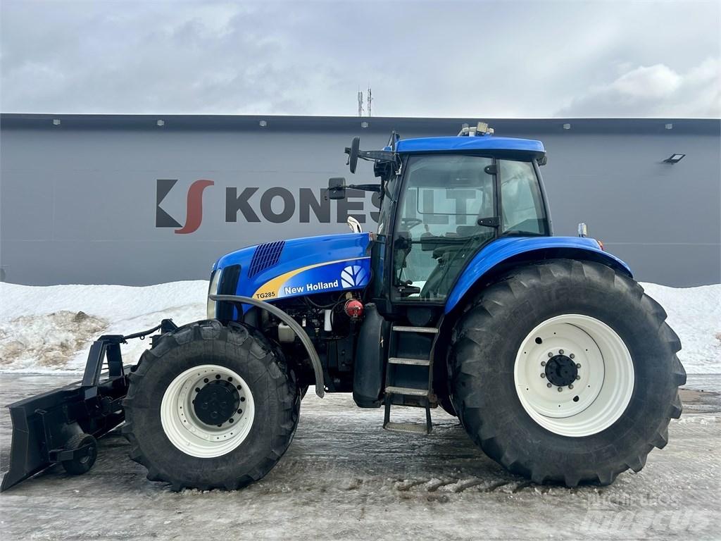 New Holland TG285 Трактори
