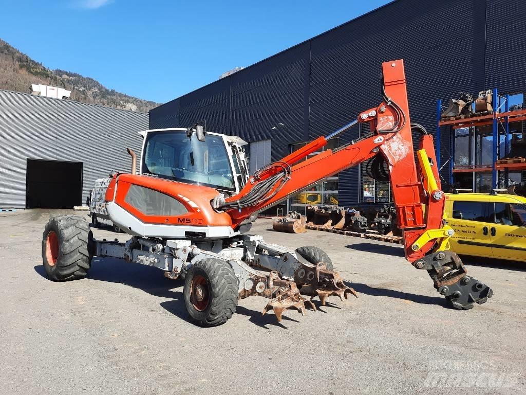 Menzi Muck M530 Колесни екскаватори