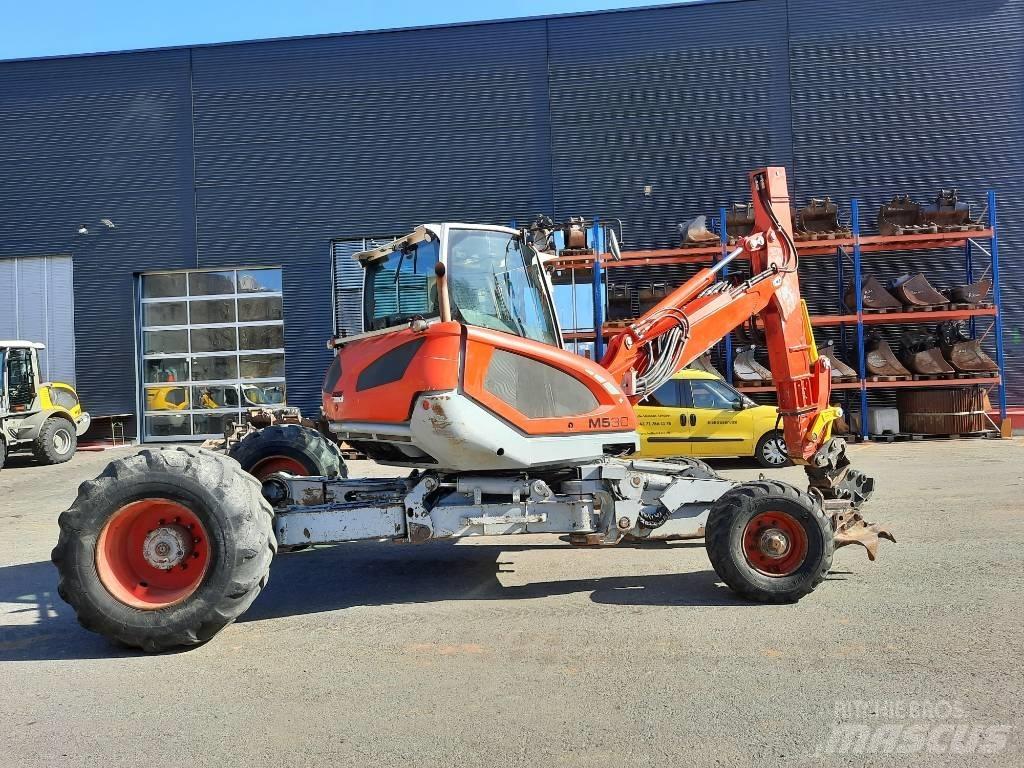 Menzi Muck M530 Колесни екскаватори