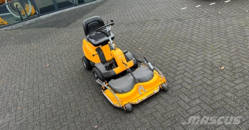 Stiga Villa Тракторни косачки