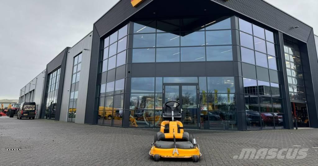 Stiga Villa Тракторни косачки