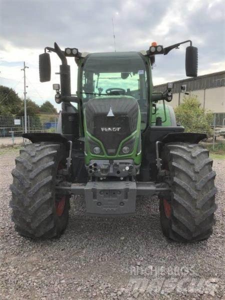 Fendt 716 Vario Трактори